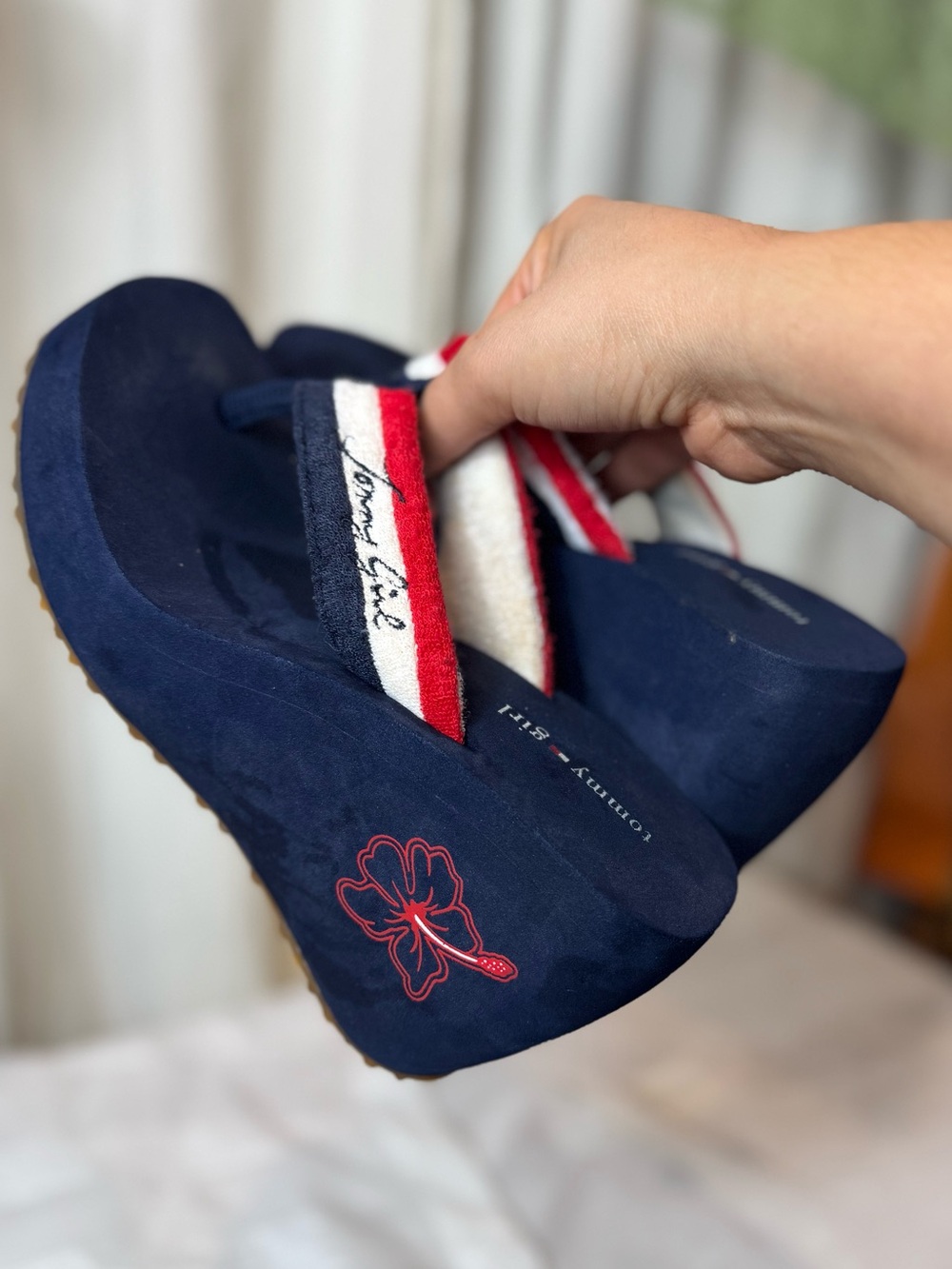 Y2K Tommy Girl Platform Wedge Flip Flops Navy Red White Stripe Hawaiian Floral